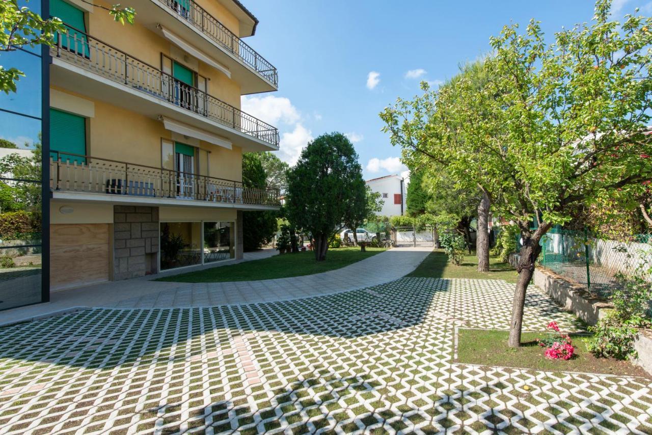 Nel Conero Affittacamere Numana Exteriör bild